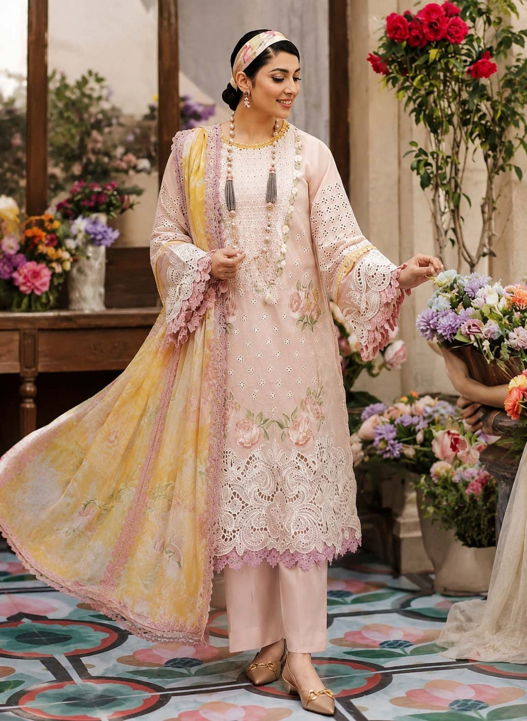 Yumna 3-Piece Unstitched Suit