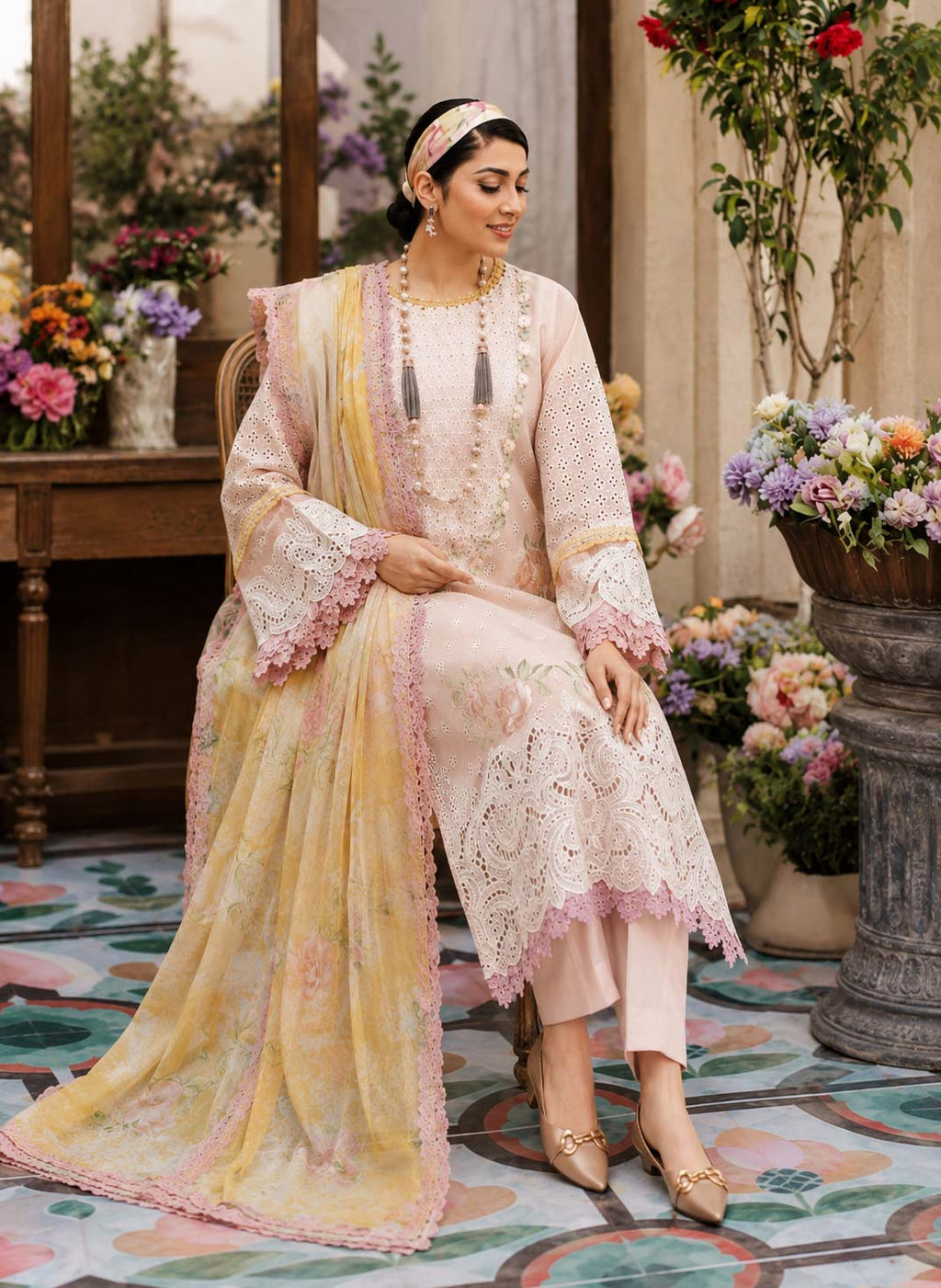 Yumna 3-Piece Unstitched Suit