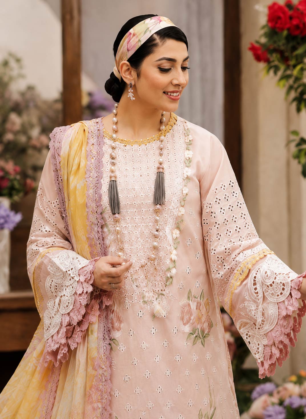 Yumna 3-Piece Unstitched Suit