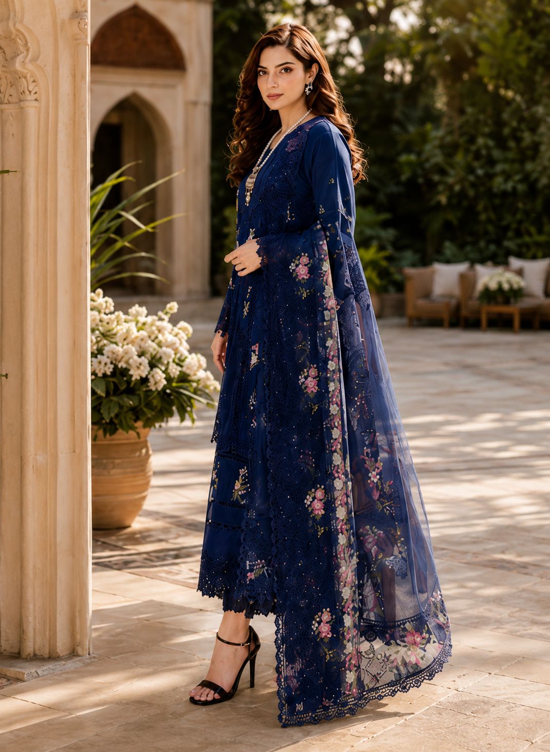 Rameen 3-Piece Suit