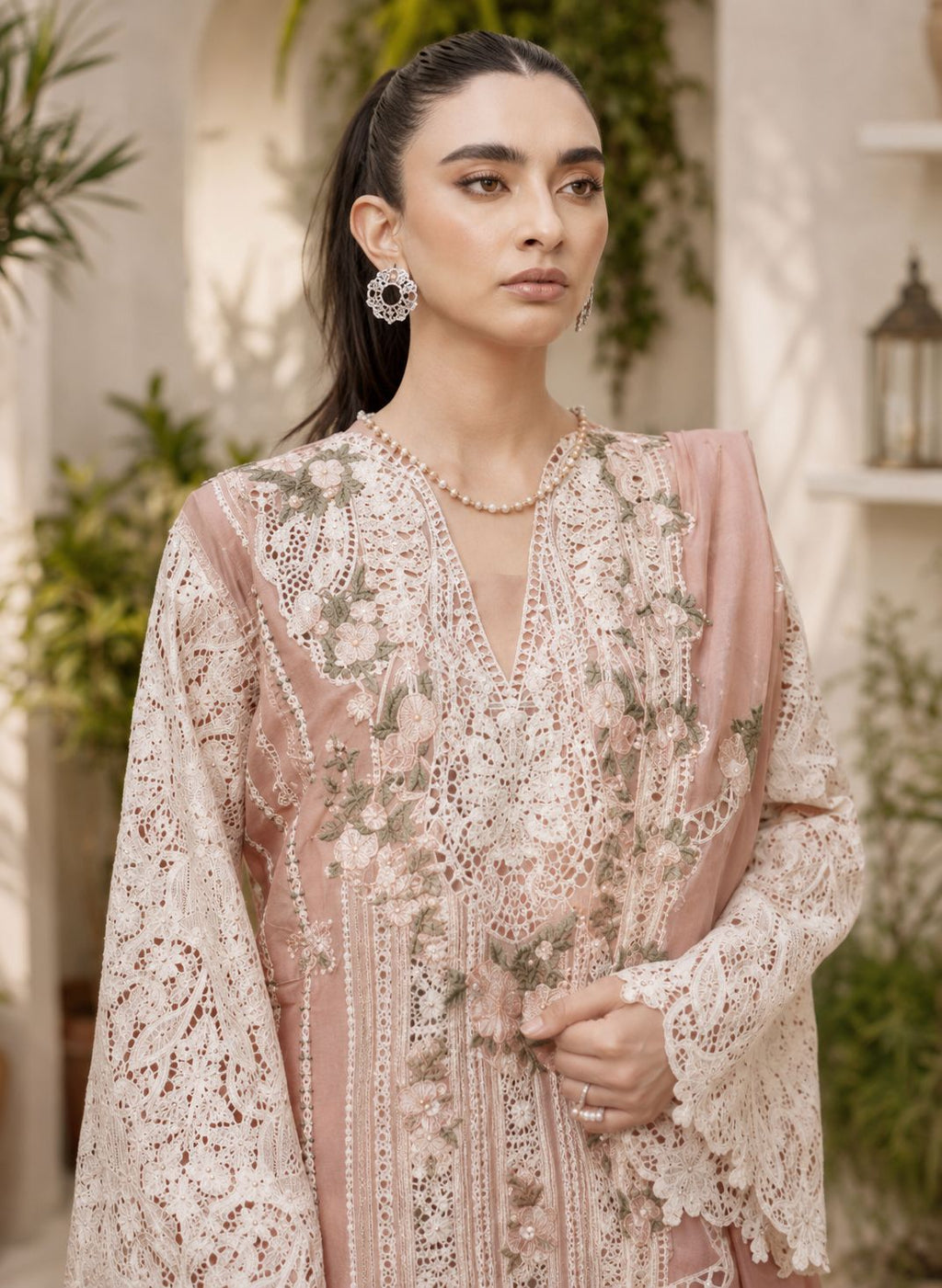 Areeba 3-Piece Unstitched Suit