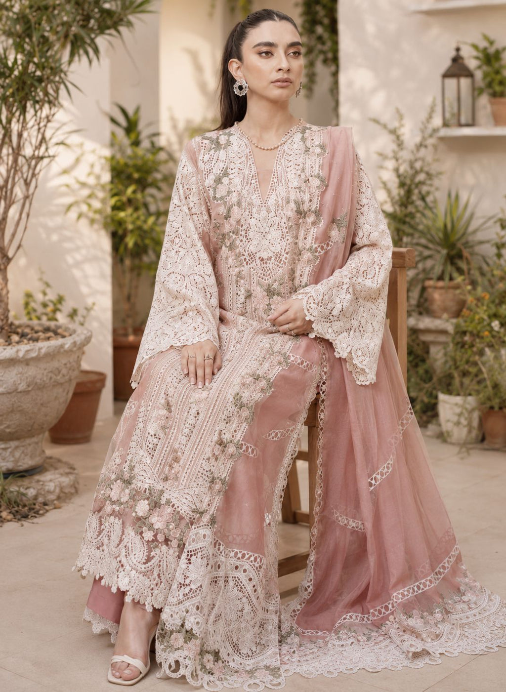 Areeba 3-Piece Unstitched Suit